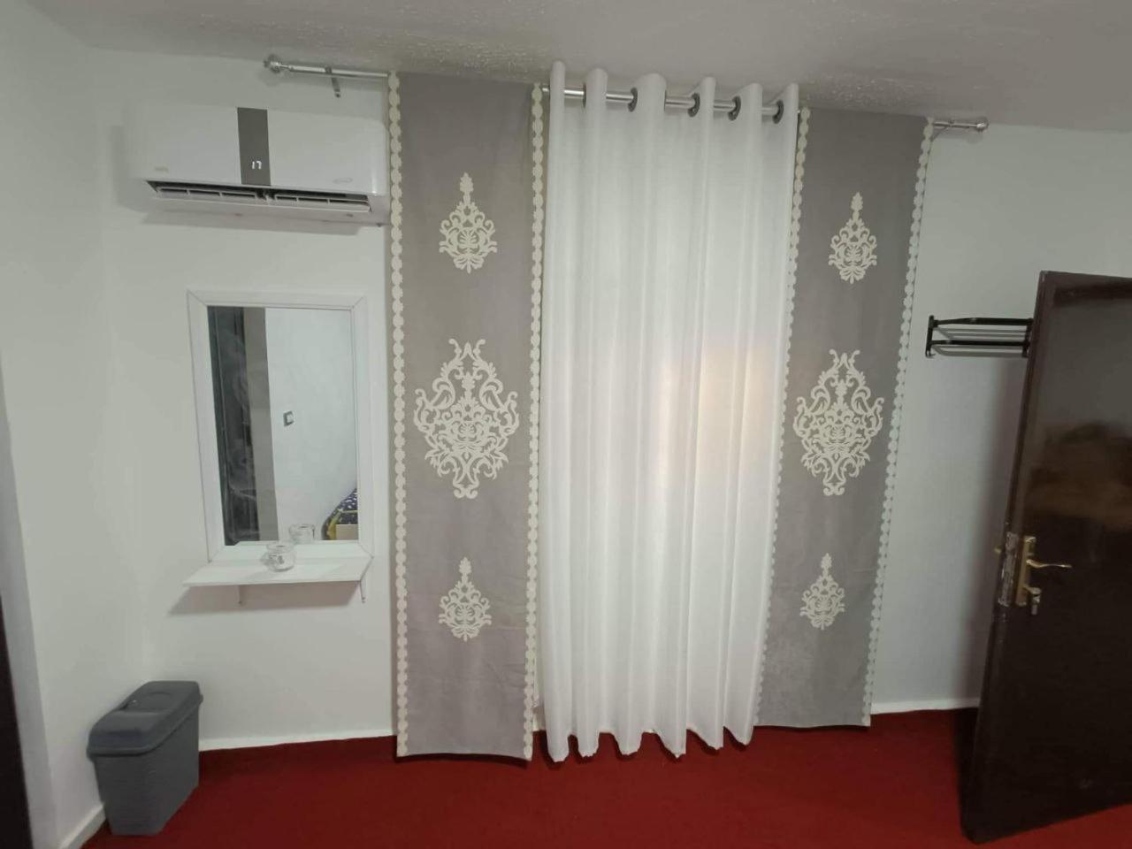 Petra Casablanca Hotel Wadi Musa Kamer foto